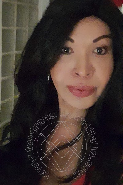 Foto selfie 88 di Tainá Oliveira transescort Prato
