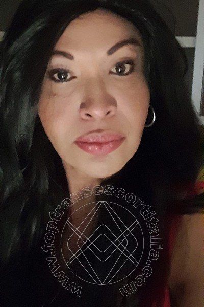 Foto selfie 87 di Tainá Oliveira transescort Prato