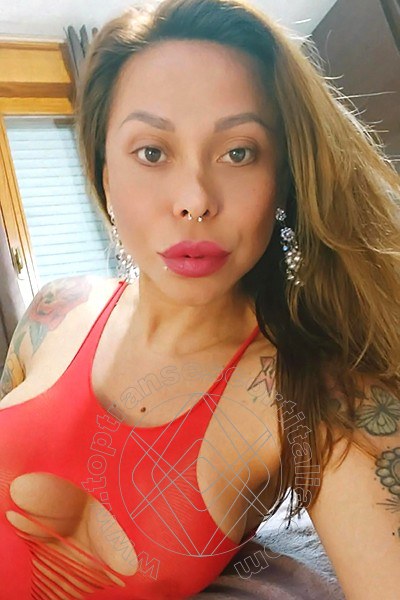 Foto selfie 59 di Alessandra Toledo Pornostar transescort Rimini