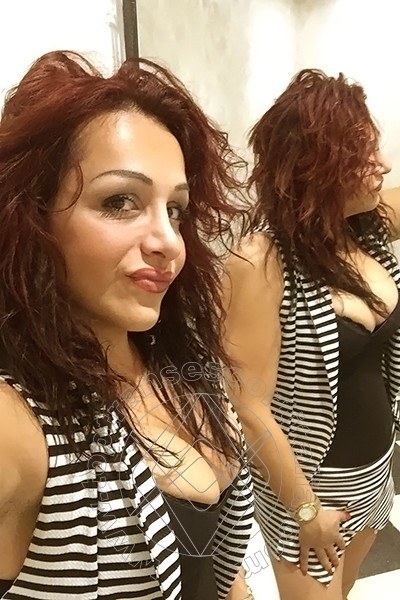 Foto selfie 32 di Carla Attrice Italiana transescort Napoli