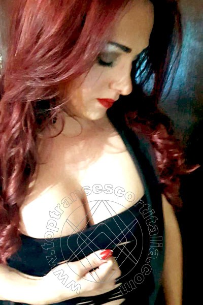 Foto selfie 60 di Carla Attrice Italiana transescort Napoli