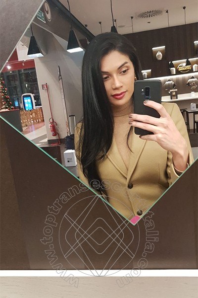 Foto selfie 17 di Paula Bituschini transescort Genova