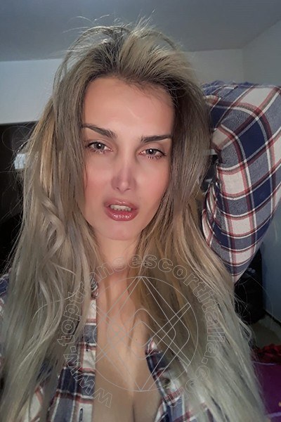 Foto selfie 98 di Sarah Herrera transescort Viterbo