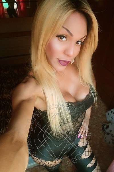 Foto selfie 121 di Wanessa Armani transescort Frosinone