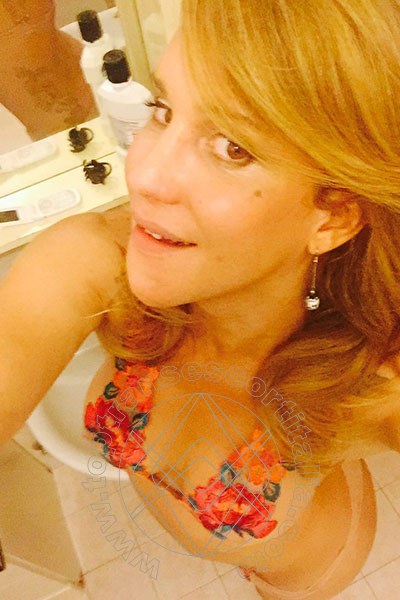 Foto selfie 45 di Giselly  Bella transescort Villa Rosa