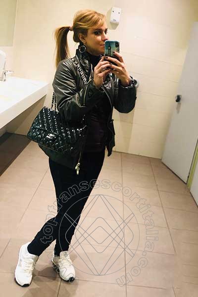 Foto selfie 17 di Giselly  Bella transescort Villa Rosa