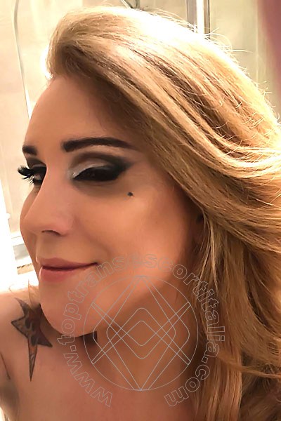 Foto selfie 28 di Giselly  Bella transescort Villa Rosa