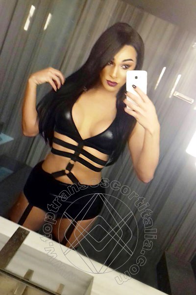 Foto selfie 114 di Jennifer Anguria Pornostar transescort Civitanova Marche