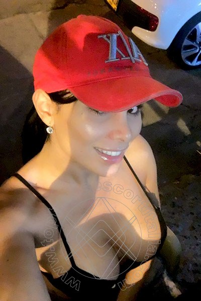 Foto selfie 37 di Karmen Gold transescort Roma