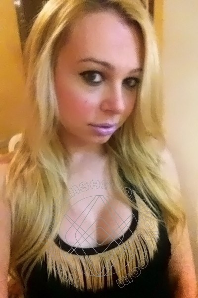 Foto selfie 33 di Michelly Ximenez Pornostar transescort Parma