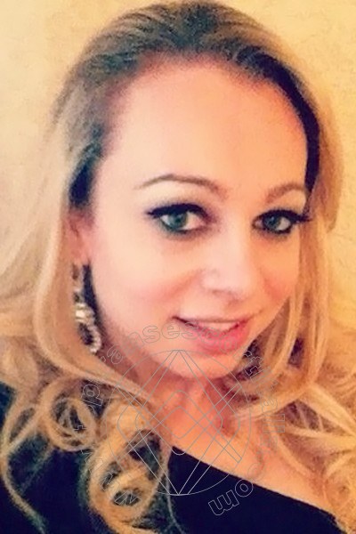 Foto selfie 32 di Michelly Ximenez Pornostar transescort Parma