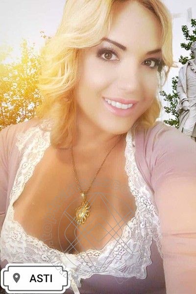 Foto selfie 67 di Dottoressa Mony transescort Savona