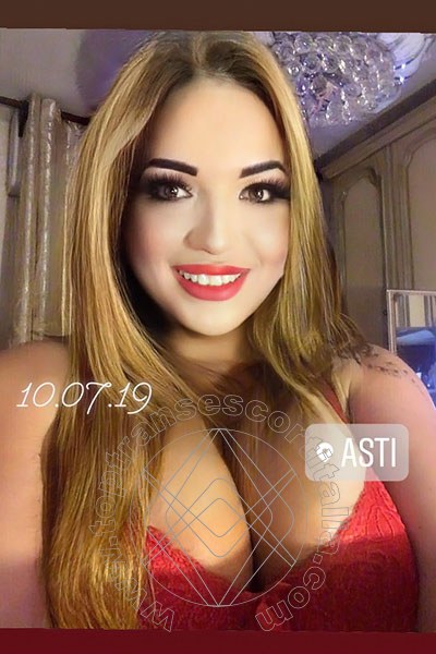 Foto selfie 62 di Dottoressa Mony transescort Savona