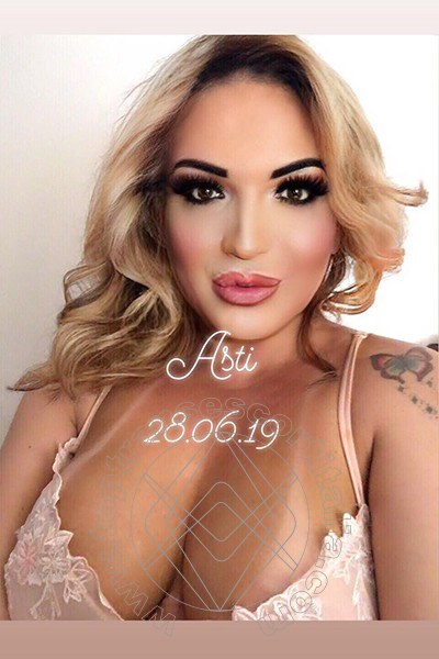 Foto selfie 49 di Dottoressa Mony transescort Savona