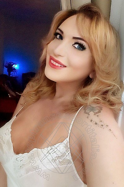 Foto selfie 33 di Dottoressa Mony transescort Savona
