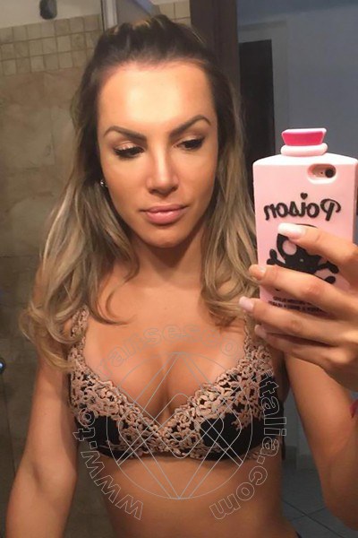 Foto selfie 5 di Luisa Mello transescort Lecce