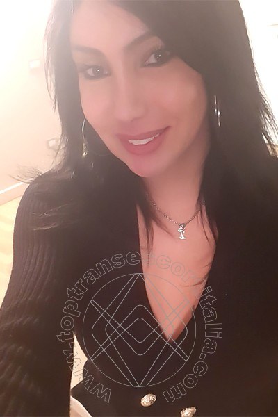 Foto selfie 7 di Izabelli Frazao Pornostar transescort Milano