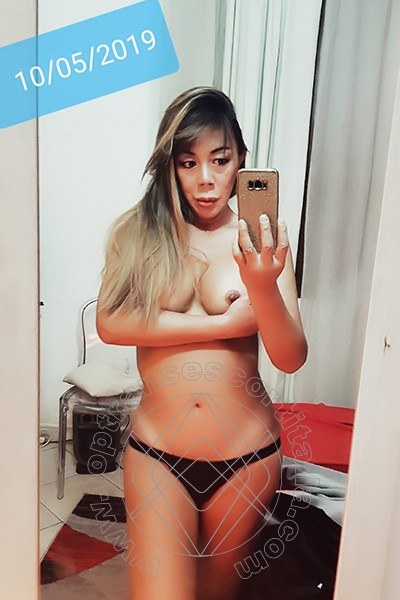 Foto selfie 34 di Vanessa Midori transescort Marina Di Montemarciano