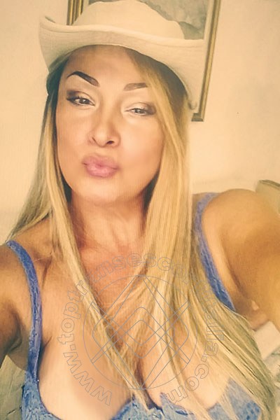 Foto selfie 40 di Dayane Callegare Pornostar transescort Albissola Marina