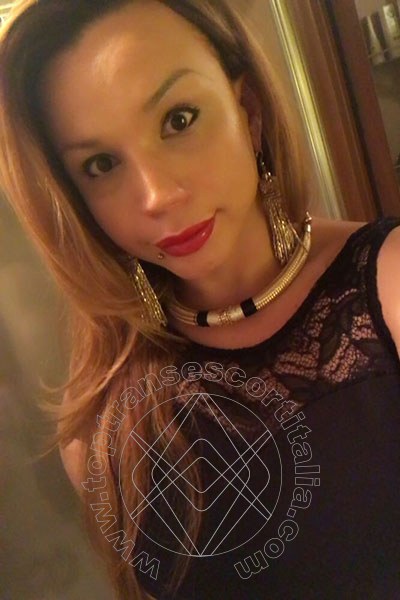 Foto selfie 48 di Angelica Pornostar transescort Napoli