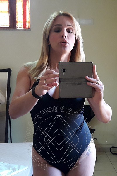 Foto selfie 55 di Karina Motta transescort Milano