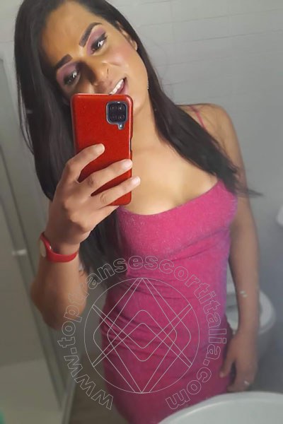 Foto selfie 2 di Yasmin Laura transescort Torino