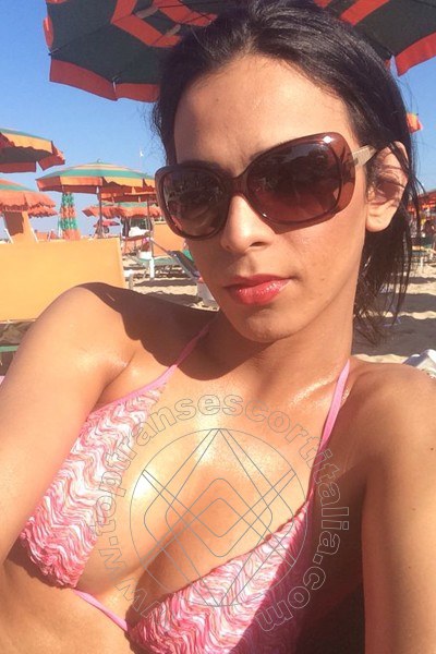 Foto selfie 32 di Natalia Rodrigues Pornostar transescort Conegliano