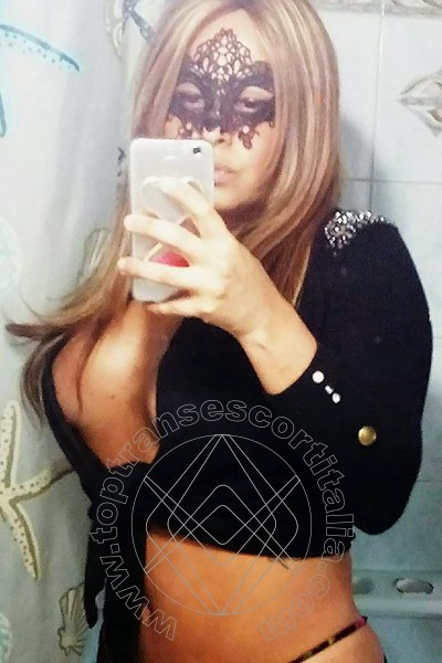 Foto selfie 27 di Sexy Diavolina transescort Villa Rosa