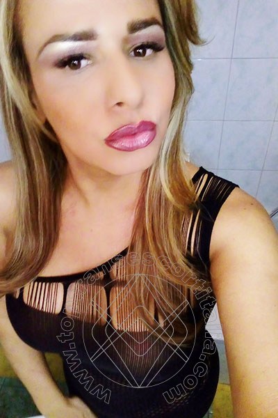 Foto selfie 38 di Sexy Diavolina transescort Villa Rosa