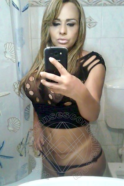 Foto selfie 37 di Sexy Diavolina transescort Villa Rosa