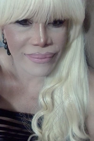 Foto selfie 708 di Nicole Vip Venturiny transescort Milano