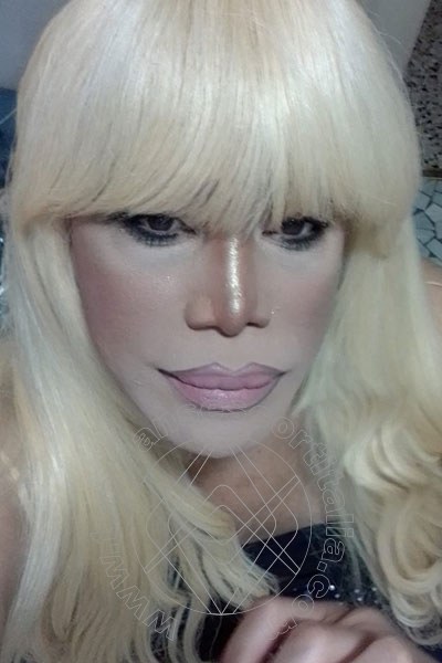 Foto selfie 704 di Nicole Vip Venturiny transescort Milano
