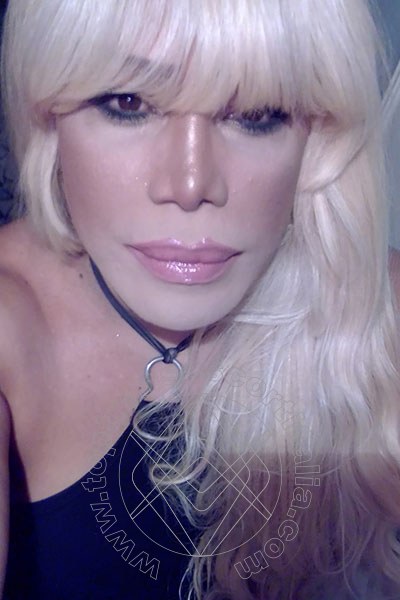 Foto selfie 664 di Nicole Vip Venturiny transescort Milano