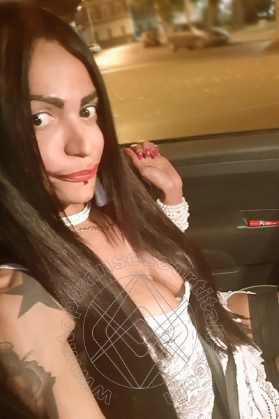 Foto selfie 35 di Lucrezia Hikman transescort Prato