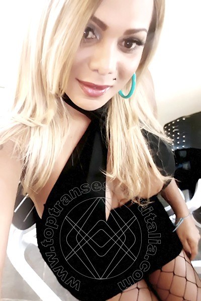 Foto selfie 34 di Carolina Hot transescort Lecce