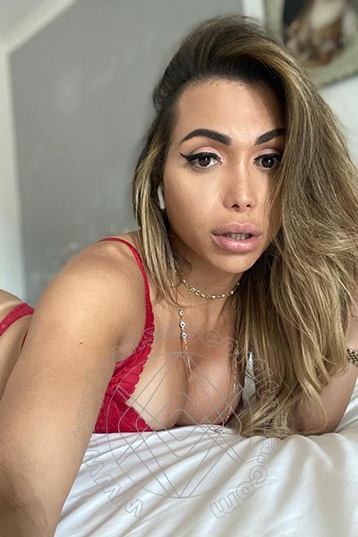 Foto selfie 52 di Nina La Vera Dea transescort Milano