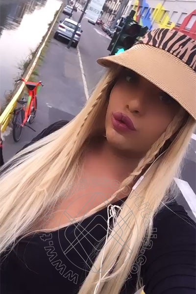Foto selfie 23 di Ayda Gold transescort Lugano