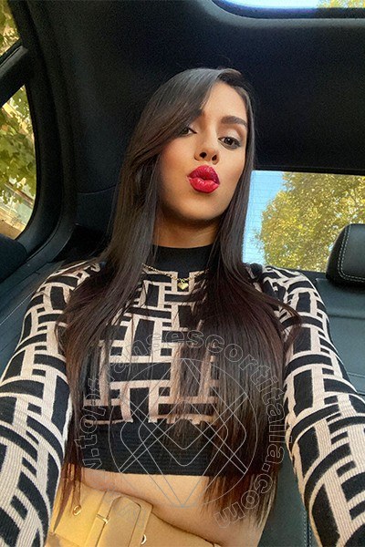 Foto selfie 26 di Pornostar Riane Mello transescort Roma