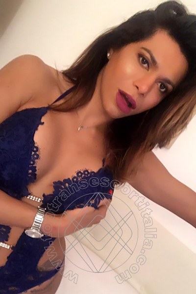 Foto selfie 4 di Danyella Alves Pornostar transescort Lido Di Camaiore