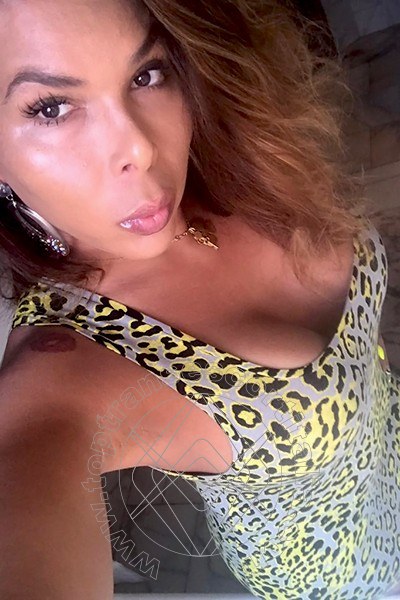 Foto selfie 21 di Sheila Lamborghini transescort Milano