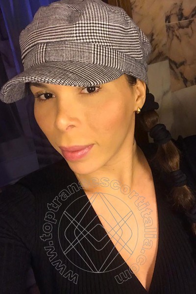 Foto selfie 20 di Sheila Lamborghini transescort Milano