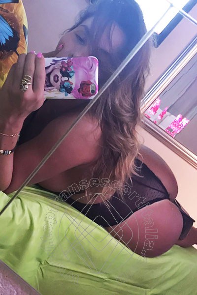 Foto selfie 104 di Sheila Lamborghini transescort Milano