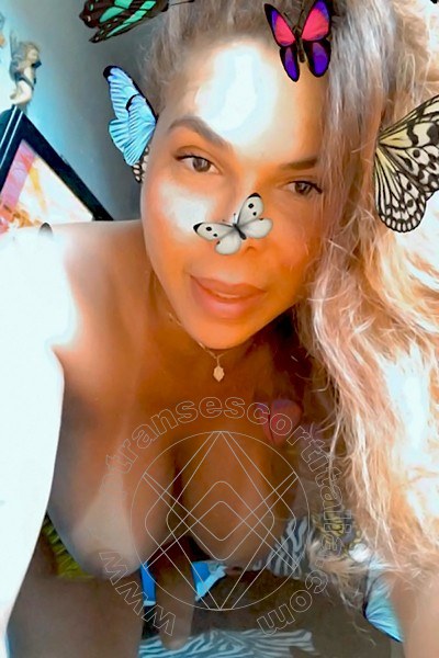 Foto selfie hot 52 di Sheila Lamborghini transescort Milano
