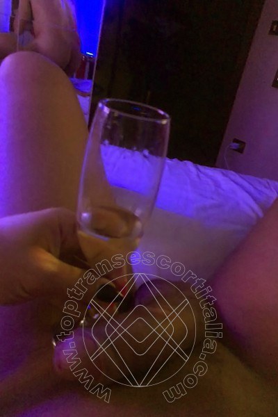 Foto selfie hot 75 di Sheila Lamborghini transescort Milano