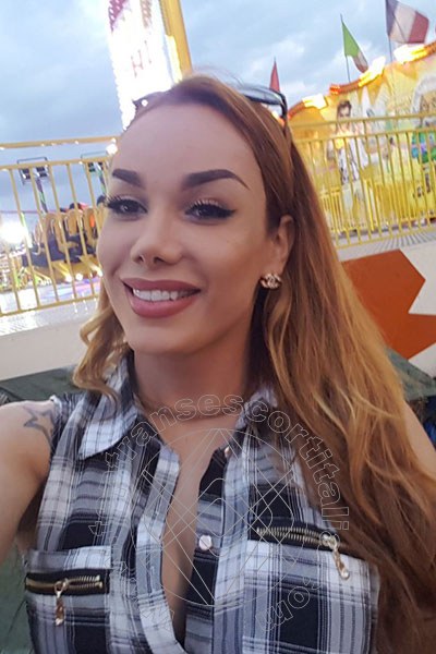 Foto selfie 101 di Kalena Rios Pornostar transescort Roma