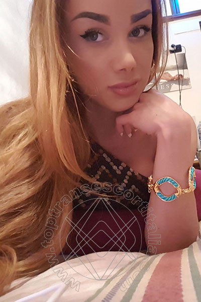 Foto selfie 121 di Kalena Rios Pornostar transescort Roma
