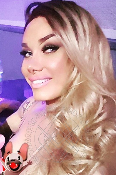 Foto selfie 90 di Kalena Rios Pornostar transescort Roma