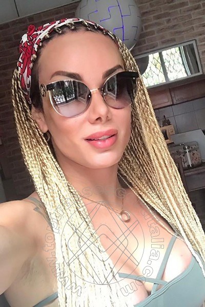 Foto selfie 54 di Kalena Rios Pornostar transescort Roma