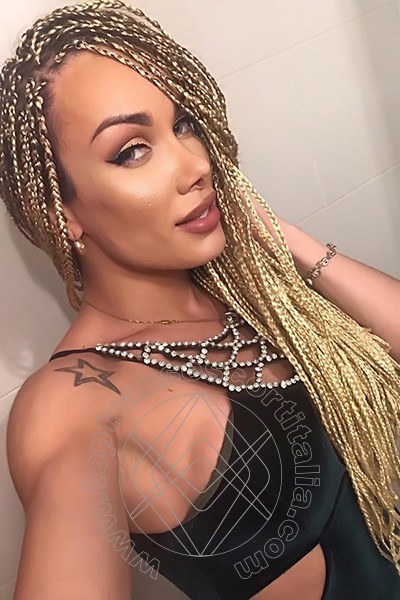 Foto selfie 41 di Kalena Rios Pornostar transescort Roma