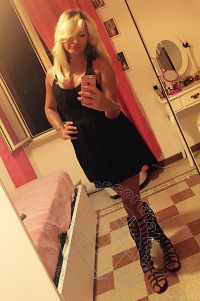 Foto selfie 27 di Eva Ferrari L'italiana transescort Roma